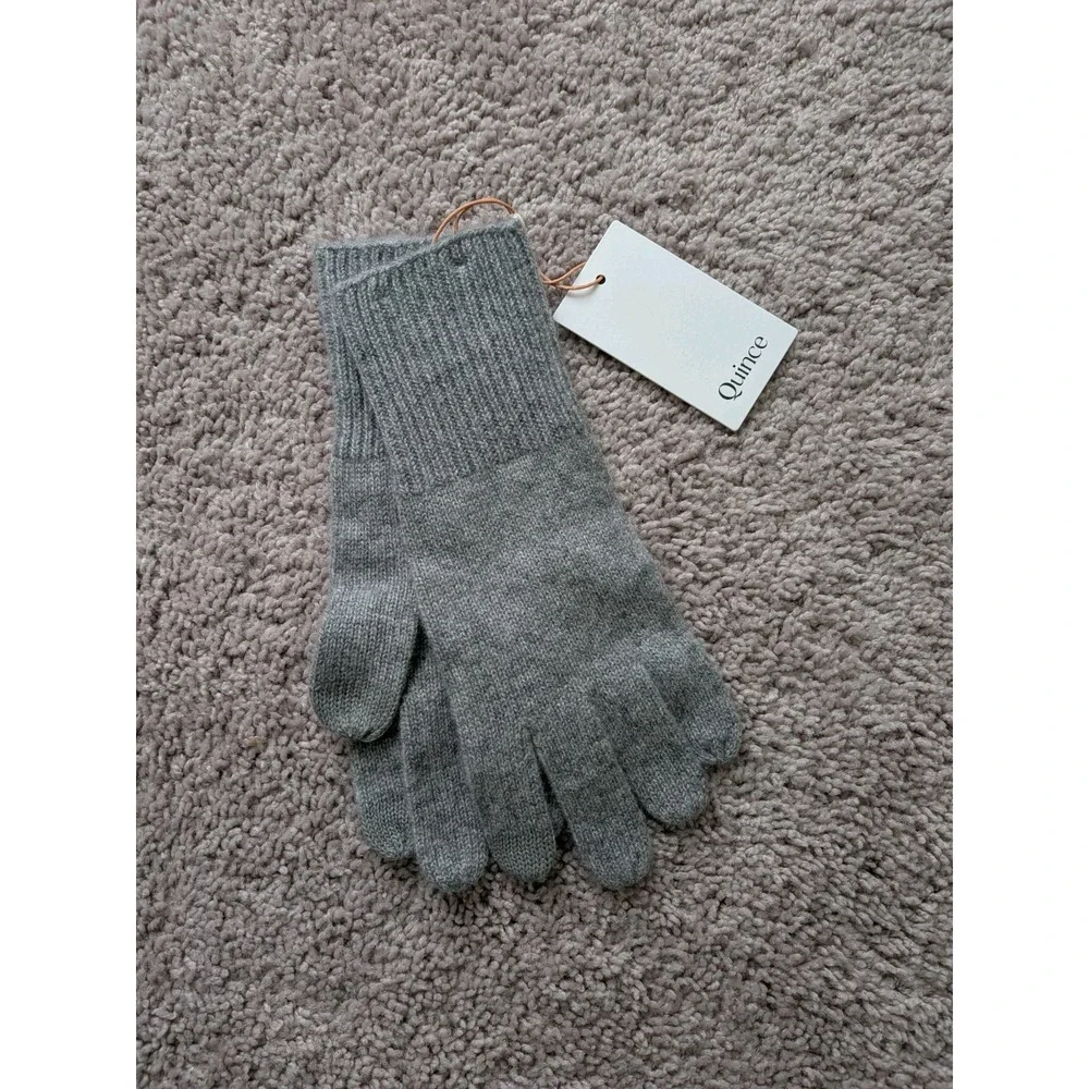 Quince Mongolian Cashmere Gloves One Size Heather Gray Unisex Comfort Preppy NWT